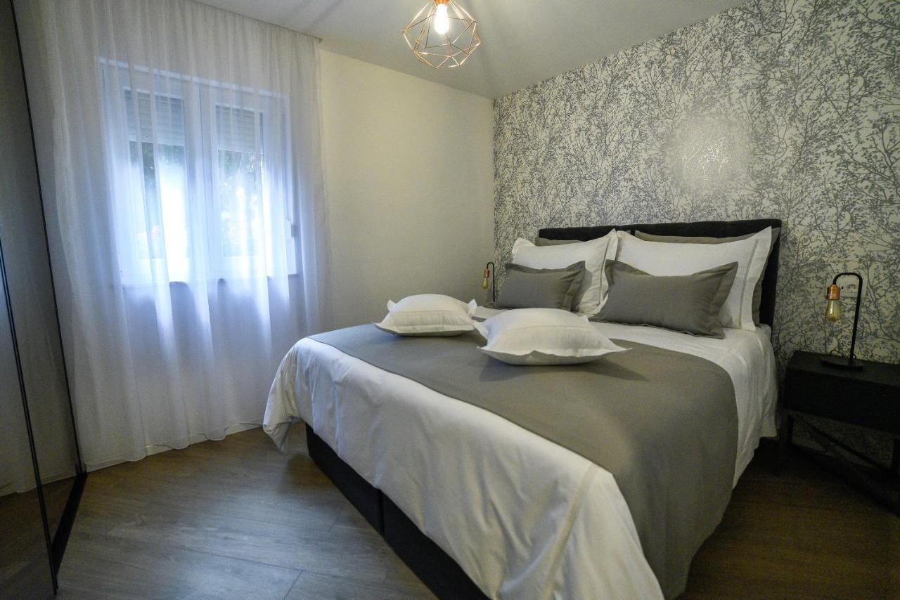 Luxury Apartment Knezovic Sinj Exterior photo